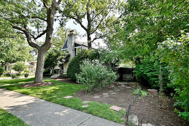 Foto del edificio - 2147 N 78th Ave