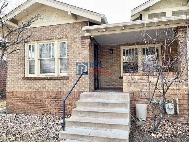 Building Photo - 565 S Ogden St