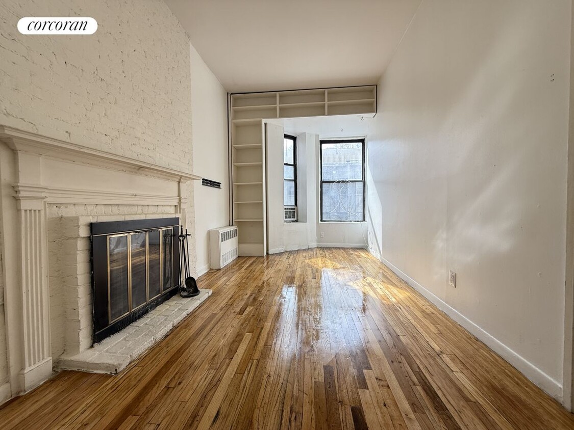 Foto principal - 113 W 82nd St