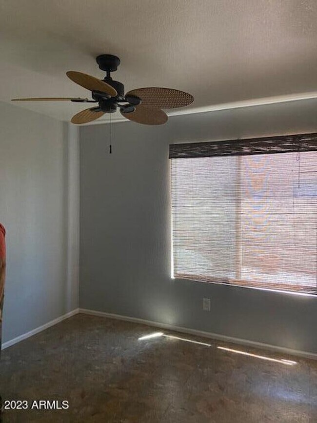 Foto del edificio - 4 BEDROOM WITH POOL!