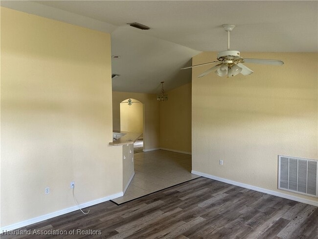 Building Photo - 4519 Starfish Ave