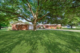 Building Photo - 15502 Kitty Hawk Dr