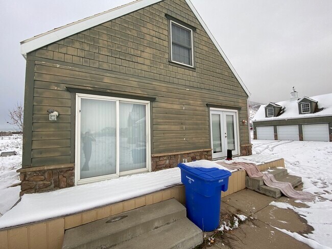 Building Photo - 1267 Burke Ln