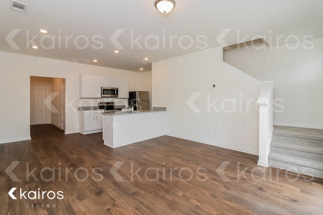 Building Photo - 101 Dudley Wy