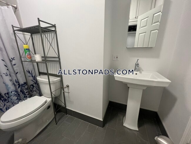 Foto del edificio - 375 Cambridge St