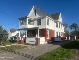 Building Photo - 1326 3rd Ave