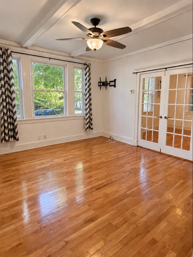 Building Photo - 244 Teaneck Rd