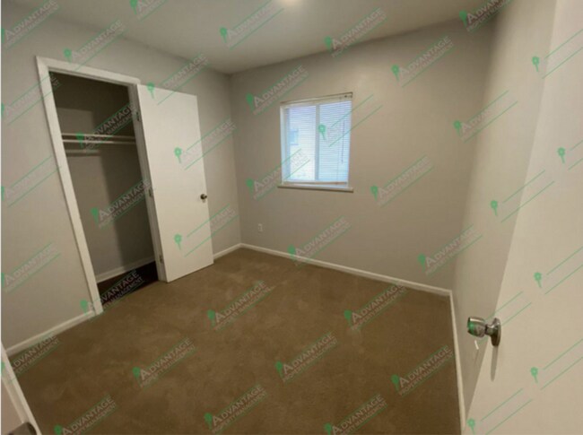 Building Photo - 4018 Elam St