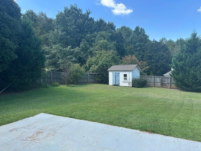 Building Photo - 6317 Compass Dr
