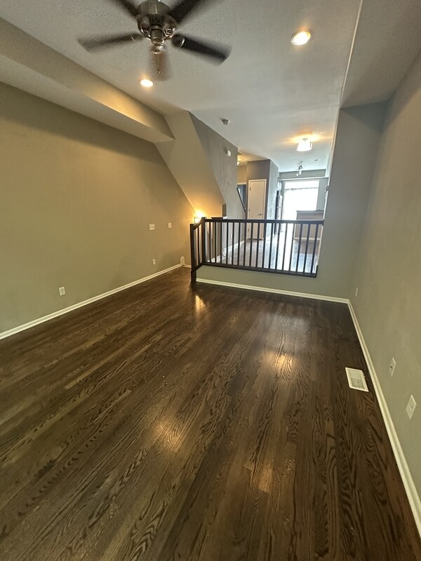 Foto del edificio - 2874 W 11th St
