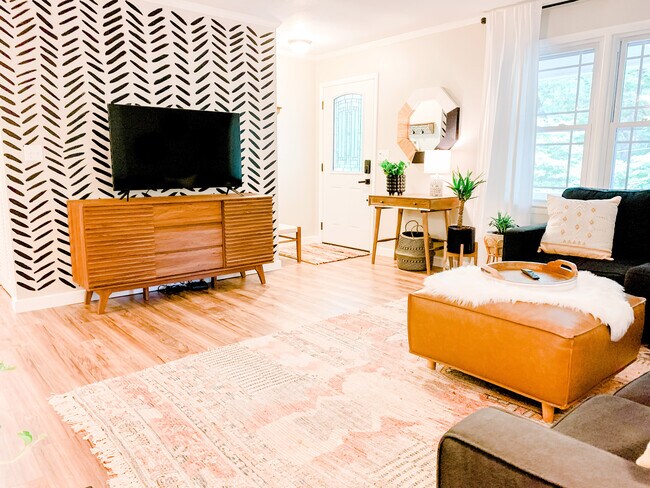 Foto del edificio - 239 Garren Cove Rd