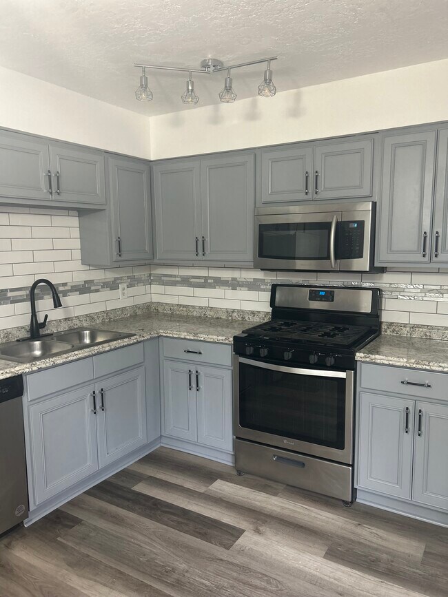 Foto del edificio - 16 Bogart Pl