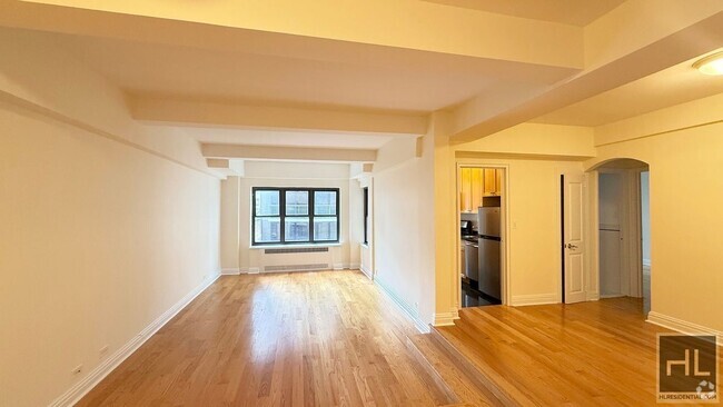 Building Photo - EAST 56 STREET