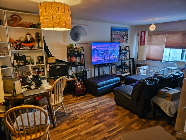 Foto del edificio - 4011 Claire St