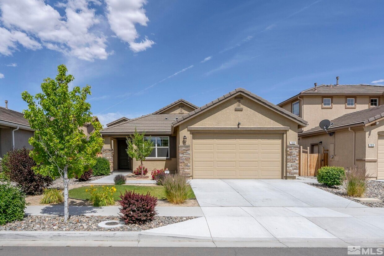 Primary Photo - 7023 Cinder Village Dr