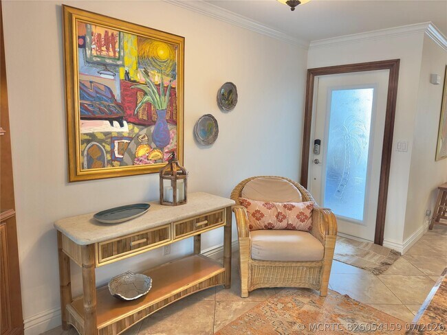 Foto del edificio - 1585 S Ocean Ln