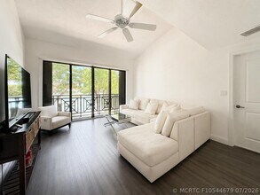 Building Photo - 1645 S Ocean Ln
