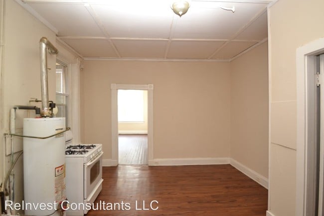 Building Photo - 1042 Marshall Ave