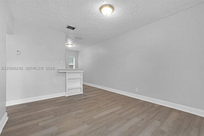 Foto del edificio - 746 SW 4th St