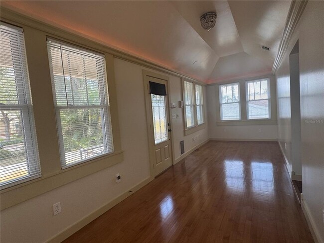 Foto del edificio - 2219 22nd St S