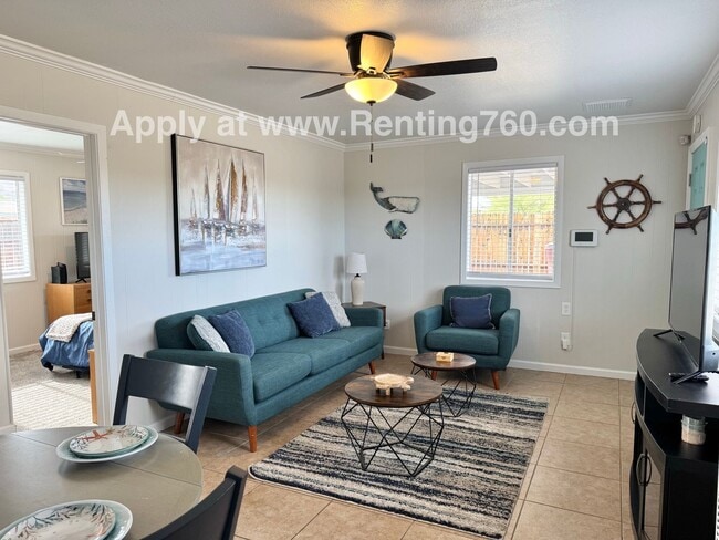 Building Photo - Super Cute Furnished Beach Cottage!