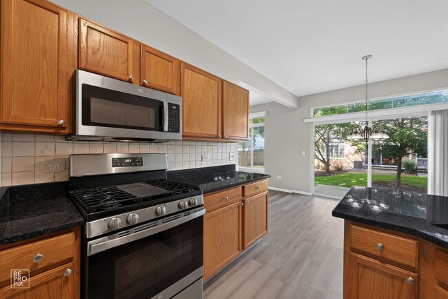 Foto del edificio - 1738 Windward Ct