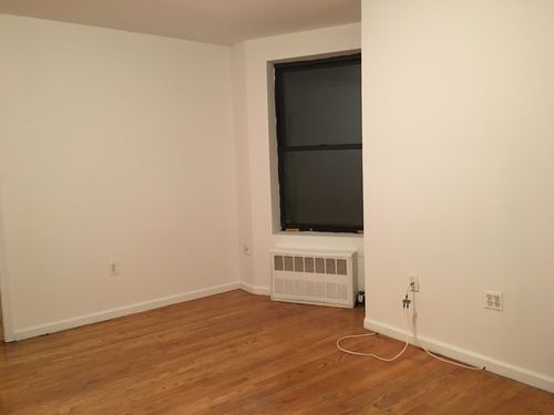 Building Photo - 311 E 70th St