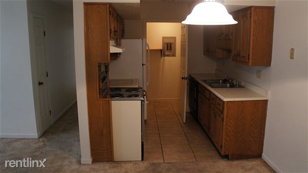 Building Photo - 513 Navaho Dr