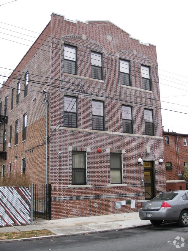 526 Elton St, Brooklyn, NY 11208 Apartments in Brooklyn, NY