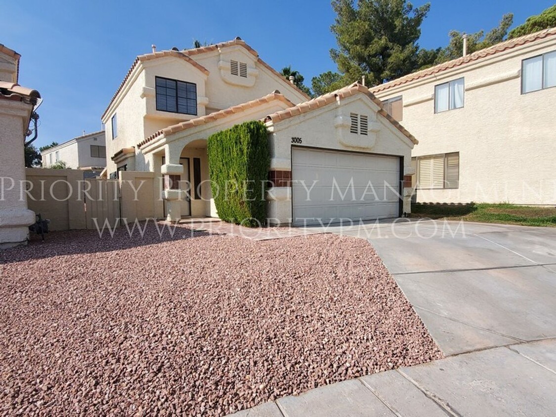 Foto principal - GORGEOUS~UPDATED~ 3 BEDROOM 2 BATH IN THE ...