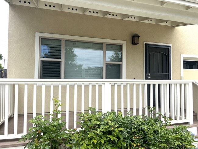Building Photo - 460 Lindberg Cir