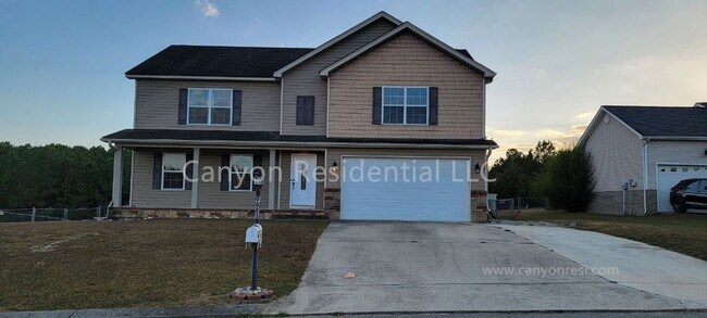 Building Photo - Beautiful 4b Room!Move in ready!