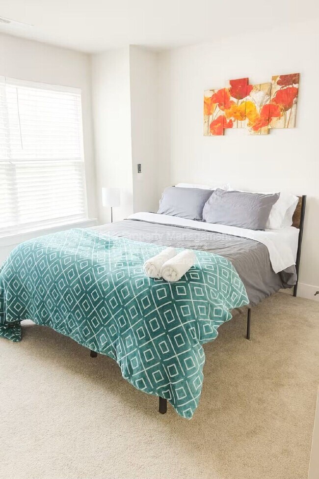 Foto del edificio - 3938 Winterfield Pl