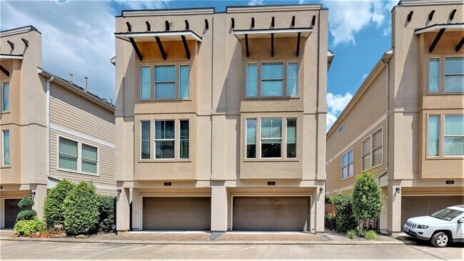 Building Photo - 213 Riley Ln