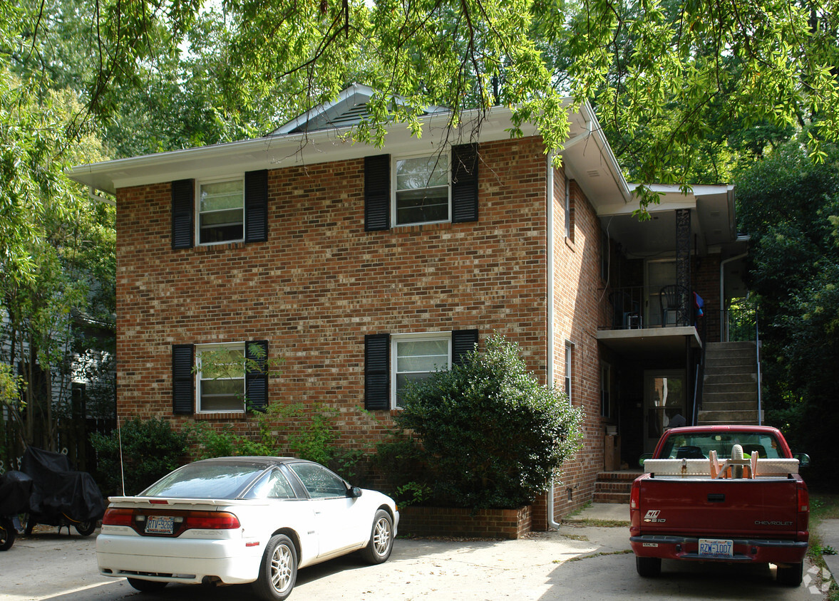 Primary Photo - 210 Watts St