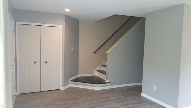 Building Photo - 4 br, 2.5 bath House - 3477 Ashburnam Rd