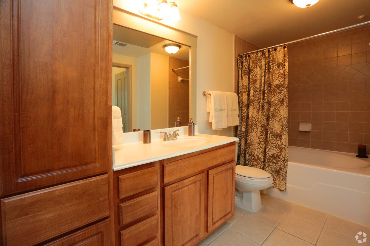 Foto principal - Camden Heights