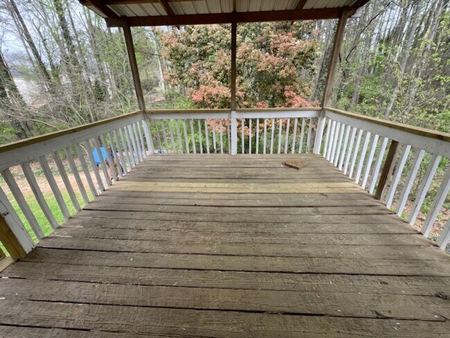 Building Photo - A place to call home!