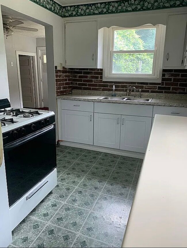 Foto del edificio - 1045 Paintertown Rd