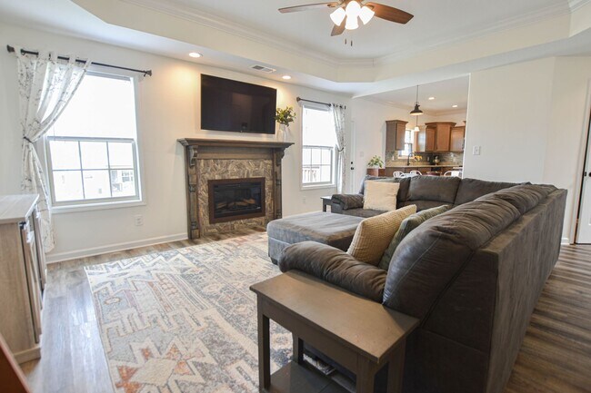 Building Photo - Pet Friendly Four Bedroom!