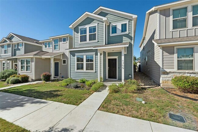 Foto del edificio - 1709 Arendale Dr