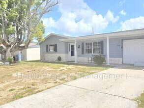 Building Photo - 3330 Rosefield Dr