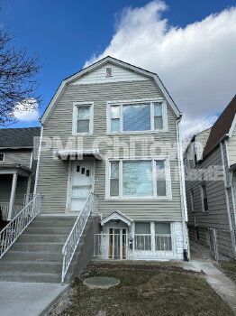 Primary Photo - 5202 W Ainslie St