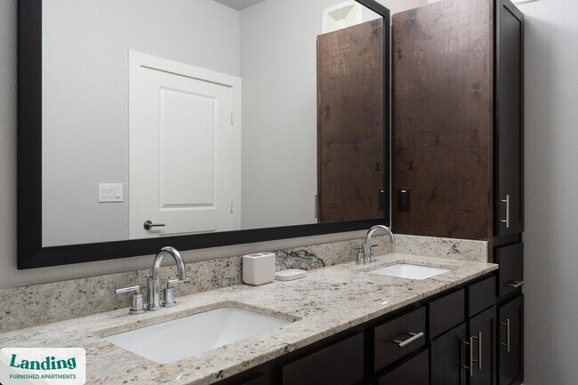 Foto del edificio - 4300 Cromwell Dr