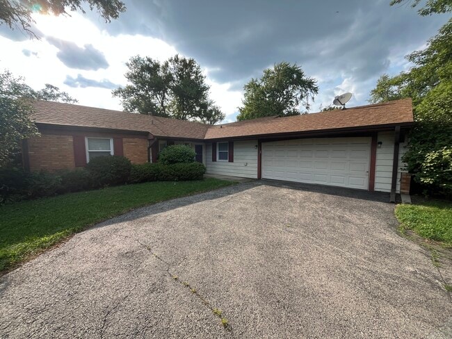 Building Photo - 149 Mellbrook Rd