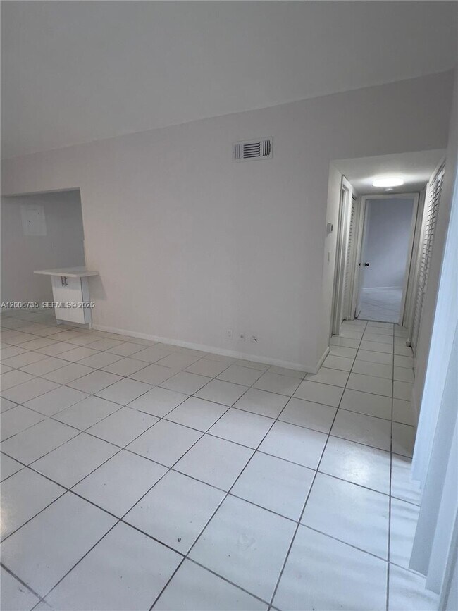 Foto del edificio - 216 Lake Pointe Dr