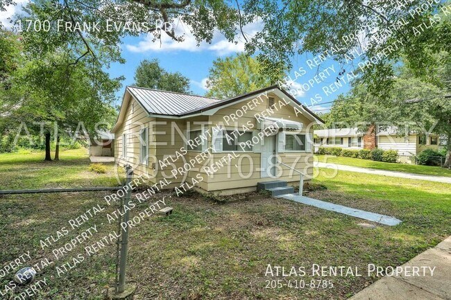 Building Photo - 1700 Frank Evans Rd