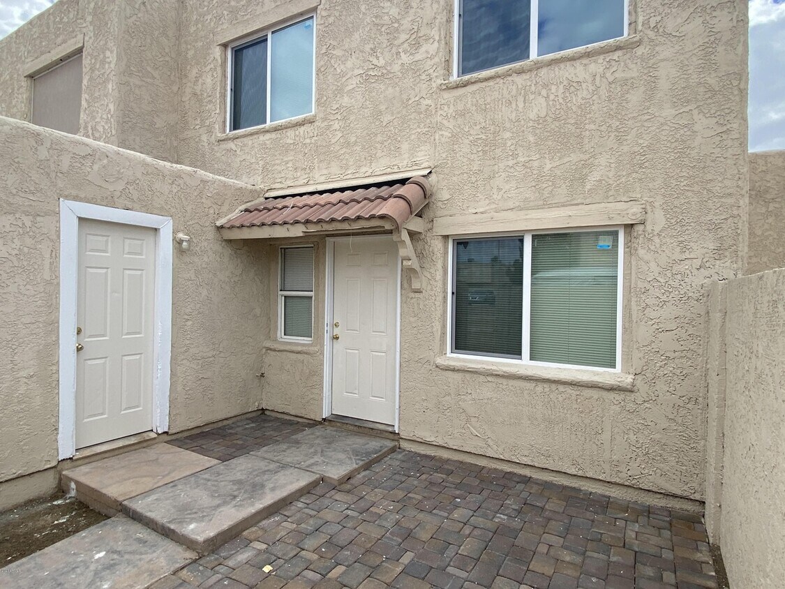 Primary Photo - 4476 E Pueblo Ave