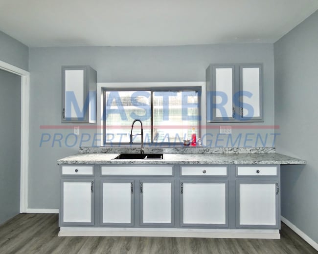 Building Photo - 237 Yondota St