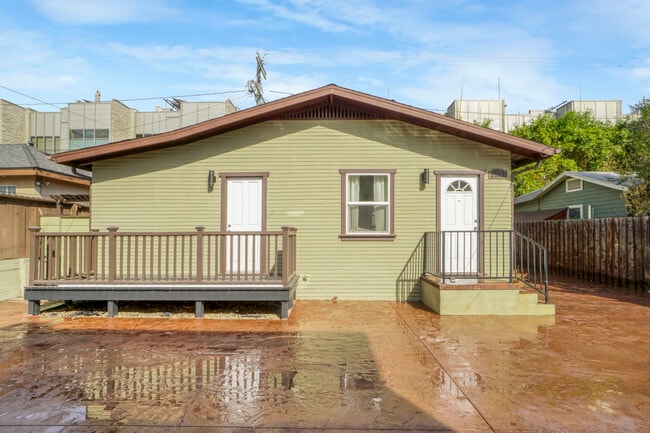 Building Photo - 3259 La Clede Ave